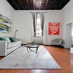 Leonina4 Cozy Roma